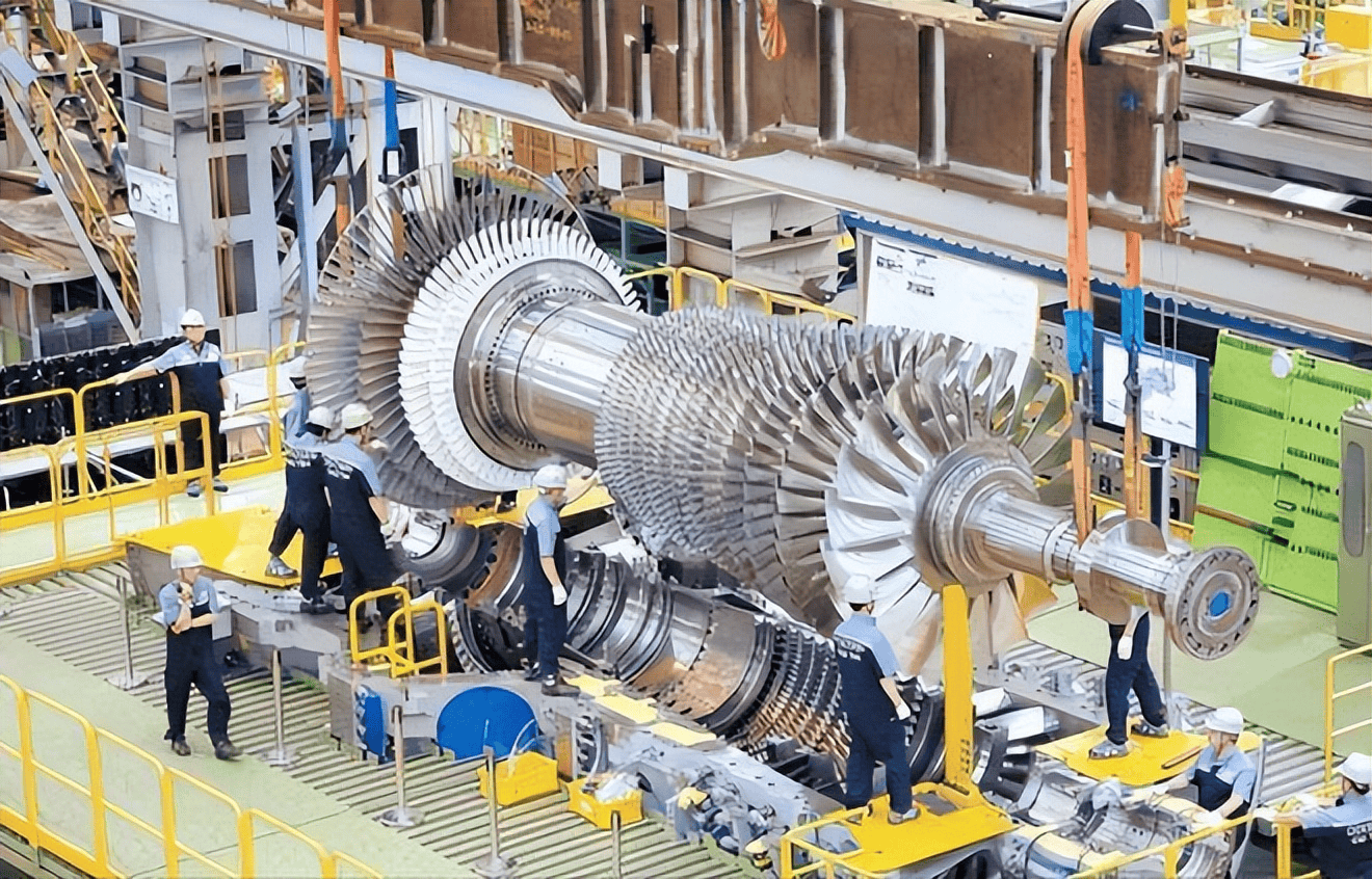 美方笑不出来,中国两艘航母并列制造,第五艘动力成谜?